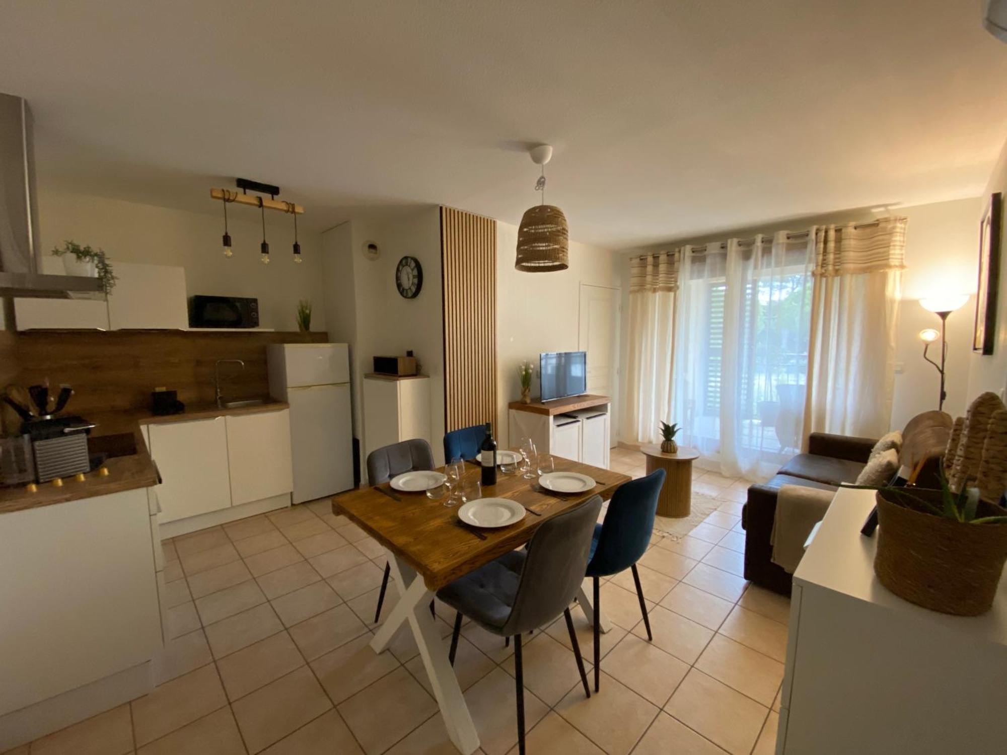 Sejour Evasion A Uzes Apartment Exterior foto